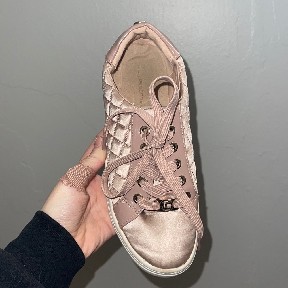 Liz Claiborne Shoes